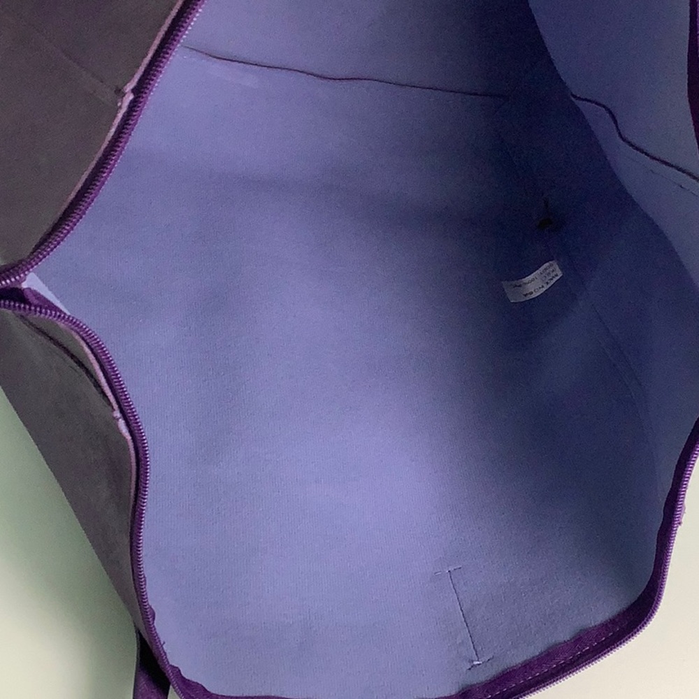 Monat Purple oversized top zippered shoulder purse bag & Cosmetic pouch NWOT - Picture 11 of 14